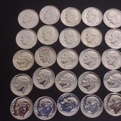 Set of 25 1960's U.S. Roosevelt Head Silver Dimes AU (#105)