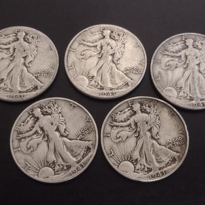 Set of 5 1940's U.S. Mint Walking Liberty Silver Half-Dollars Circulated (#118)