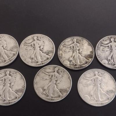 Set of 7 1940's U.S. Mint Walking Liberty Silver Half-Dollars Circulated (#119)
