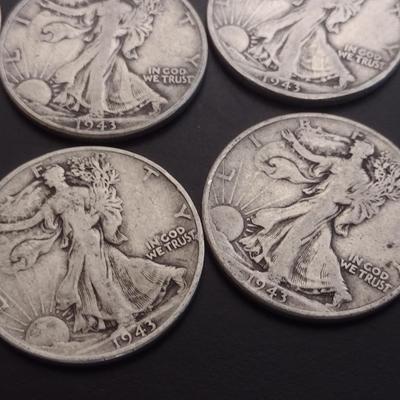 Set of 8 1940's U.S. Mint Walking Liberty Silver Half-Dollars Circulated (#121)
