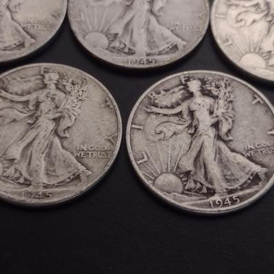 Set of 7 1940's U.S. Mint Walking Liberty Silver Half-Dollars Circulated (#125)