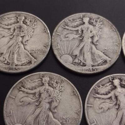 Set of 7 1940's U.S. Mint Walking Liberty Silver Half-Dollars Circulated (#125)