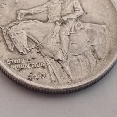 1925 U.S. Mint Stone Mountain Memorial to the Soldier of the South Silver Half-Dollars Circulated (#129)