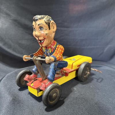 Vintage Howdy Doody Nylint Go-Kart Tin Wind-up Toy