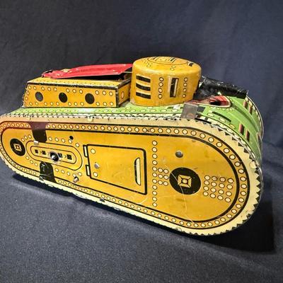 Vintage Marx tin litho toy tank