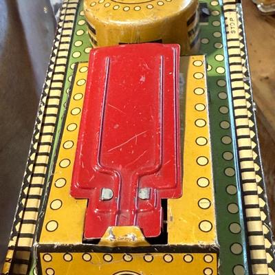Vintage Marx tin litho toy tank