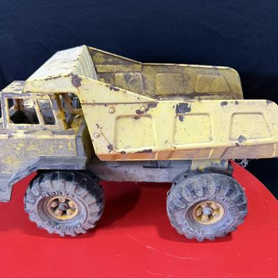 Vintage Tonka Dump Truck