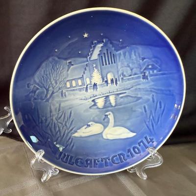 Vintage Bing & Grondahl Christmas Plates