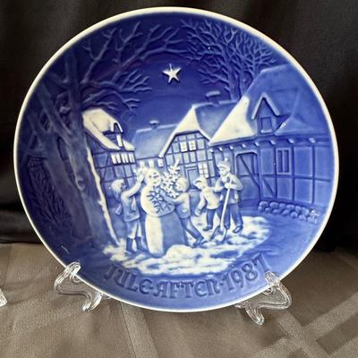 Vintage Bing & Grondahl Christmas Plates