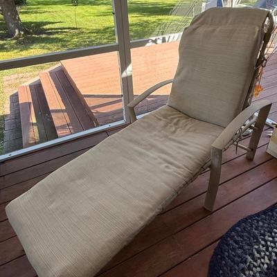 Chaise Lounge Chair