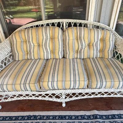 Vintage 1930s White wicker loveseat.