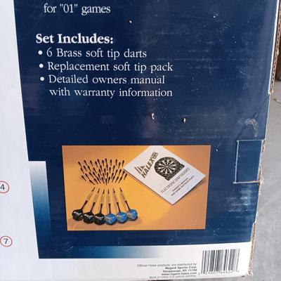 ELECTRONIC DARTBOARD AND A CAT CAP