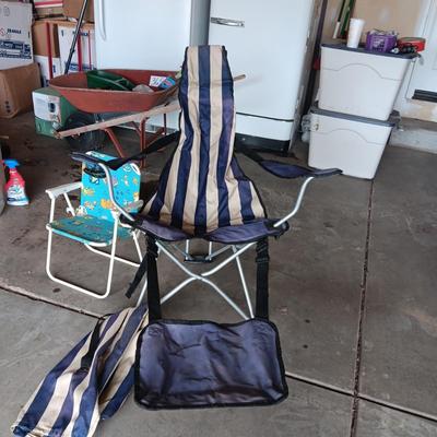 FOLDING CHAIRS
