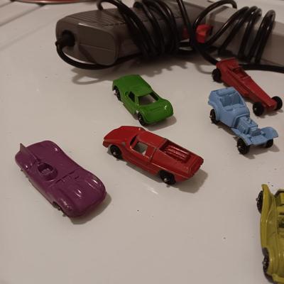 1985 NINTENDO ZAPPER AND VINTAGE METAL TOY CARS