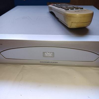 GE VCR WITH REMOTE AND APEX DVD PLAYER WITH REMOTE