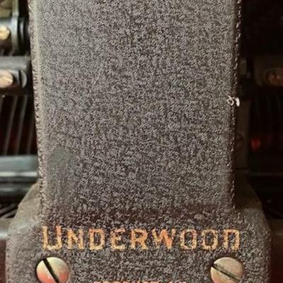 Vintage 1928 Underwood 12 Typewriter