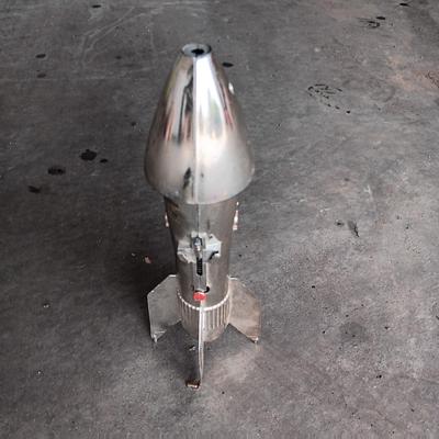1957 ASTRO MFG BERZAC GUIDED MISSILE ROCKET TOY BANK (coins included, no key)