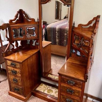 Antique Vanity Dresser With Mirror