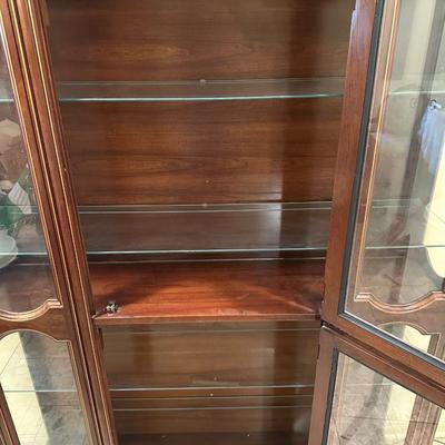 Jasper Mahogany China / Display Cabinet