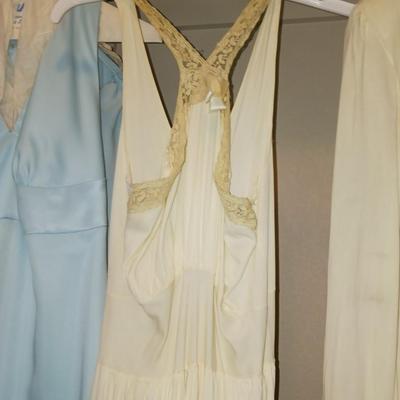 VINTAGE NEGLIGEES