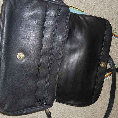 SOREL BOOTS (7), CLOTH TOTE AND PURSE