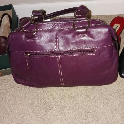 NEW BASS LEATHER PURSE, SAS AND CLASSIQUE SHOES (7)
