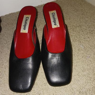 NEW BASS LEATHER PURSE, SAS AND CLASSIQUE SHOES (7)