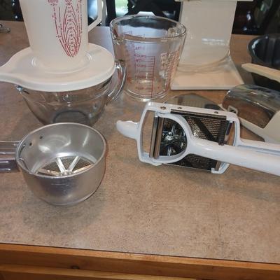 SMALL KITCHEN APPLIANCES AND OTHER ITEMS