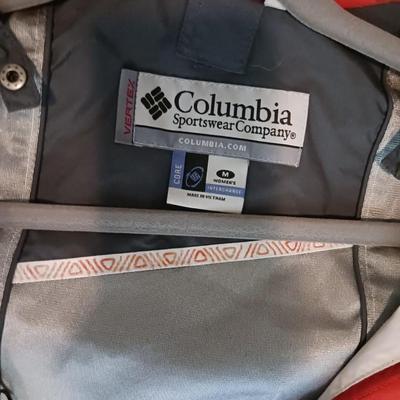 2 COLUMBIA WINTER COATS SIZE MEDIUM