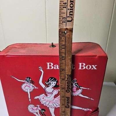 Sale Photo Thumbnail #417: General disclaimer: this is a previously owned, antique/vintage/retro item. This means that the product may have imperfections or indication of previous wear. Photos taken are to the best of our ability and represent the item as accurately as possible. Th