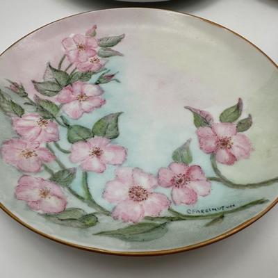Set of 15 Hand-Painted Floral Porcelain Plates – Signed C. Farrington