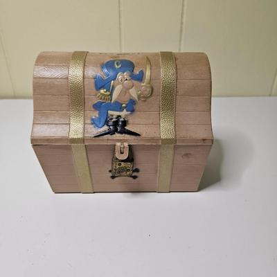 Sale Photo Thumbnail #521: General disclaimer: this is a previously owned, antique/vintage/retro item. This means that the product may have imperfections or indication of previous wear. Photos taken are to the best of our ability and represent the item as accurately as possible. Th