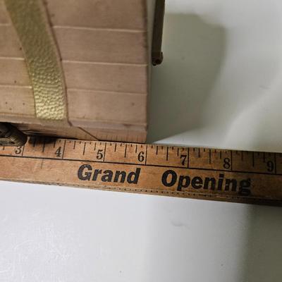 Sale Photo Thumbnail #516: General disclaimer: this is a previously owned, antique/vintage/retro item. This means that the product may have imperfections or indication of previous wear. Photos taken are to the best of our ability and represent the item as accurately as possible. Th