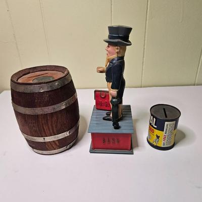 Sale Photo Thumbnail #565: General disclaimer: this is a previously owned, antique/vintage/retro item. This means that the product may have imperfections or indication of previous wear. Photos taken are to the best of our ability and represent the item as accurately as possible. Th