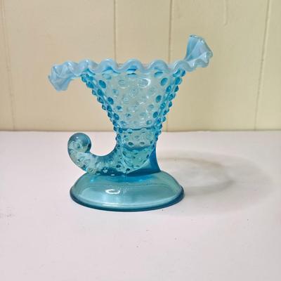 Sale Photo Thumbnail #725: General disclaimer: this is a previously owned, antique/vintage/retro item. This means that the product may have imperfections or indication of previous wear. Photos taken are to the best of our ability and represent the item as accurately as possible. Th
