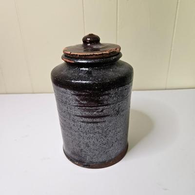 Sale Photo Thumbnail #743: Don't believe the lid included actually goes with the crock but including it in the lot,

General disclaimer: this is a previously owned, antique/vintage/retro item. This means that the product may have imperfections or indication of previous wear. Photos