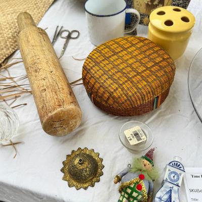 Woven matt Vintage islander, MCM cake stand with cover, Brass dragon bowl