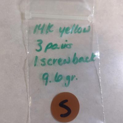 Set of Three 14K Yellow Gold and Pearl Earrings 9.6 Total Weight grams (#5)