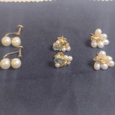 Set of Three 14K Yellow Gold and Pearl Earrings 9.6 Total Weight grams (#5)