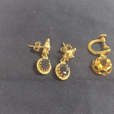 Pair of 14K Yellow Gold Gemstone Earrings- Approx Total Weight 7.3 grams (#7)