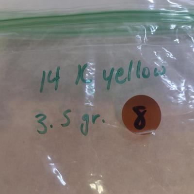 14K Yellow Gold Graduated Ball Bead Necklace with Matching Earrings 3.5 grams (#8)