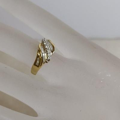 14K Yellow Gold White Diamond Anniversary Ring Size 5.5 Total Weight 4.2 grams (#10)
