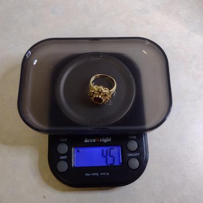 14K Yellow Gold Garnet Cluster Ring Size 6 Total Weight 4.5 grams (#12)