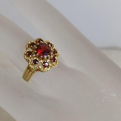 14K Yellow Gold Garnet Cluster Ring Size 6 Total Weight 4.5 grams (#12)