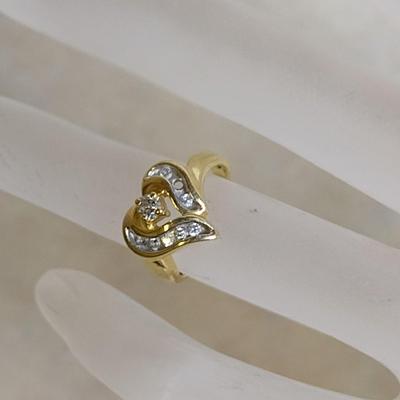 14K Yellow Gold Diamond Designer Ring Size 3.5 Total Weight 3.2 grams (#15)