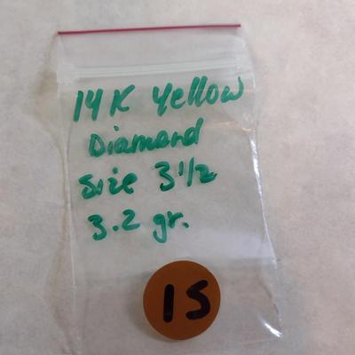 14K Yellow Gold Diamond Designer Ring Size 3.5 Total Weight 3.2 grams (#15)