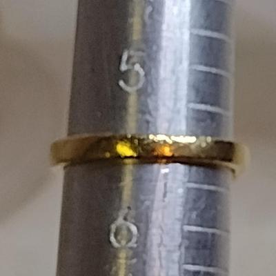 14K Yellow Gold Tahitian and White Pearl Ring Size 5.5 Total Weight 5.6 grams (#16)