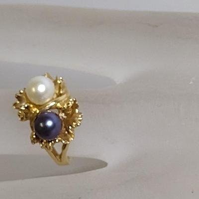 14K Yellow Gold Tahitian and White Pearl Ring Size 5.5 Total Weight 5.6 grams (#16)