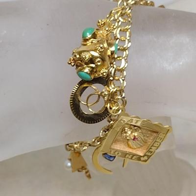 14 Karat Yellow Gold Bracelet with Charms- Approx 7" Long and Total Weight 30.5 Grams (#18)