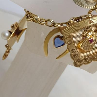 14 Karat Yellow Gold Bracelet with Charms- Approx 7" Long and Total Weight 30.5 Grams (#18)
